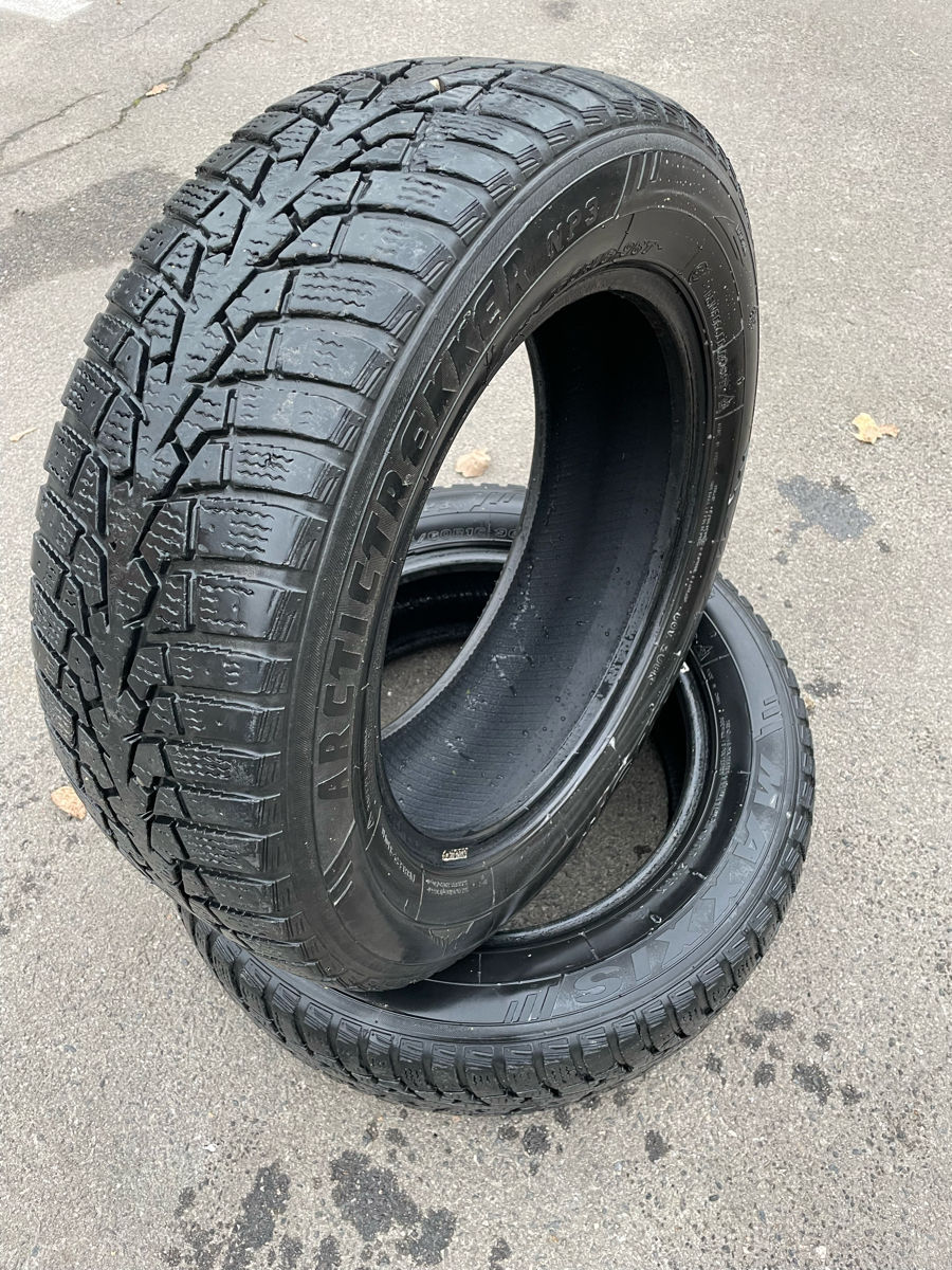 Резина зимняя R16 205x60x16