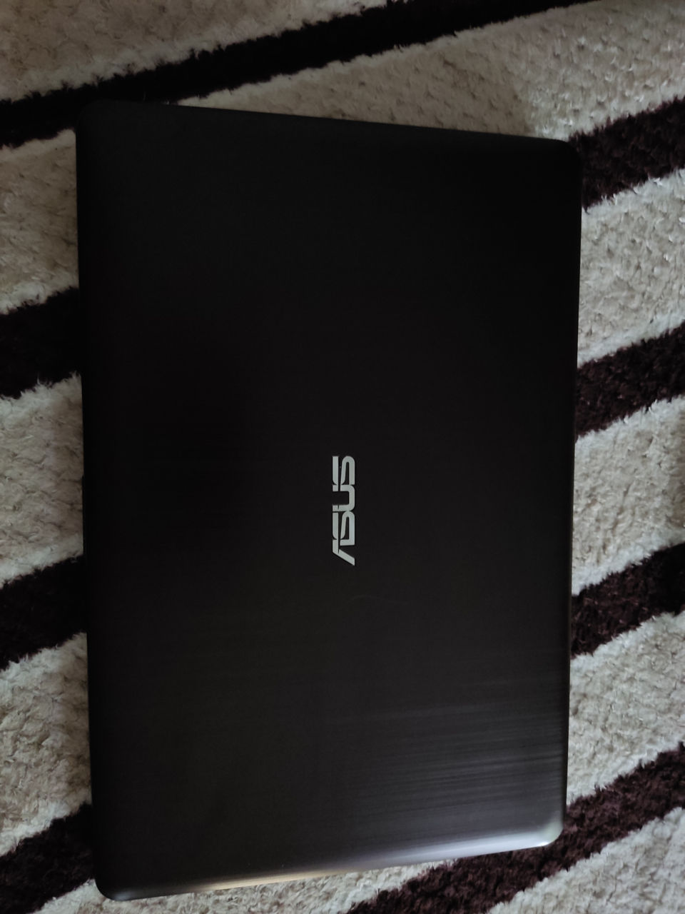 Продаю ноутбук Asus VivoBook X540N