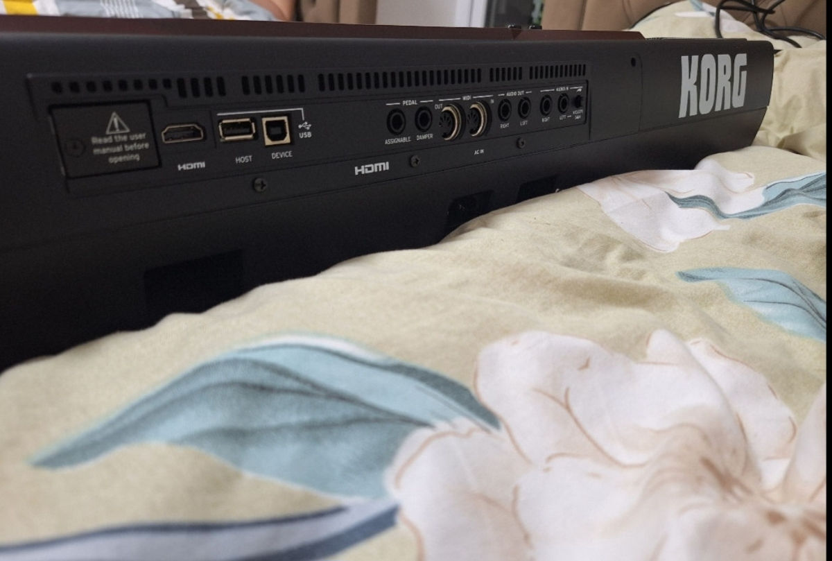 De vânzare Korg PA700 foto 4