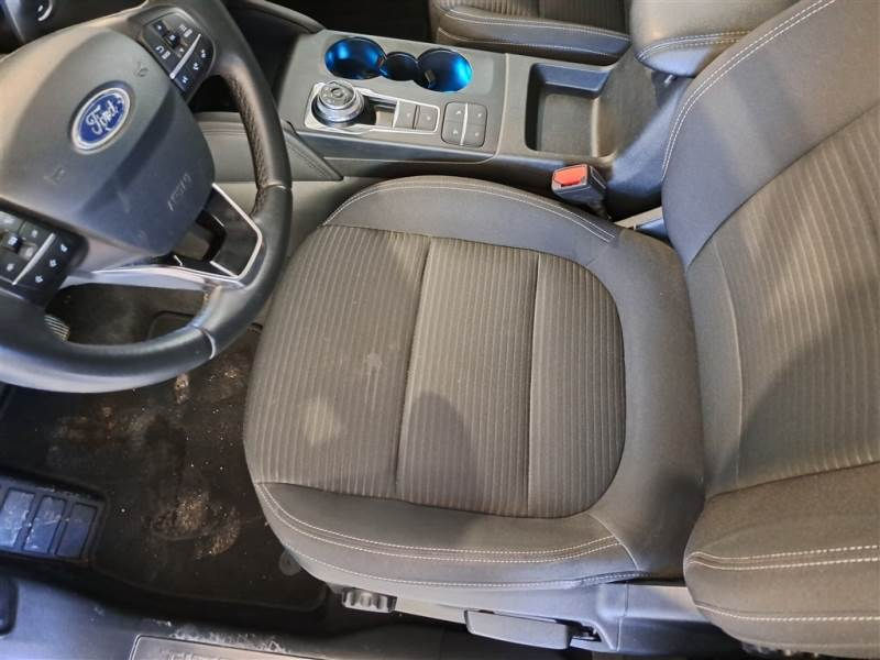 Ford Kuga фото 9