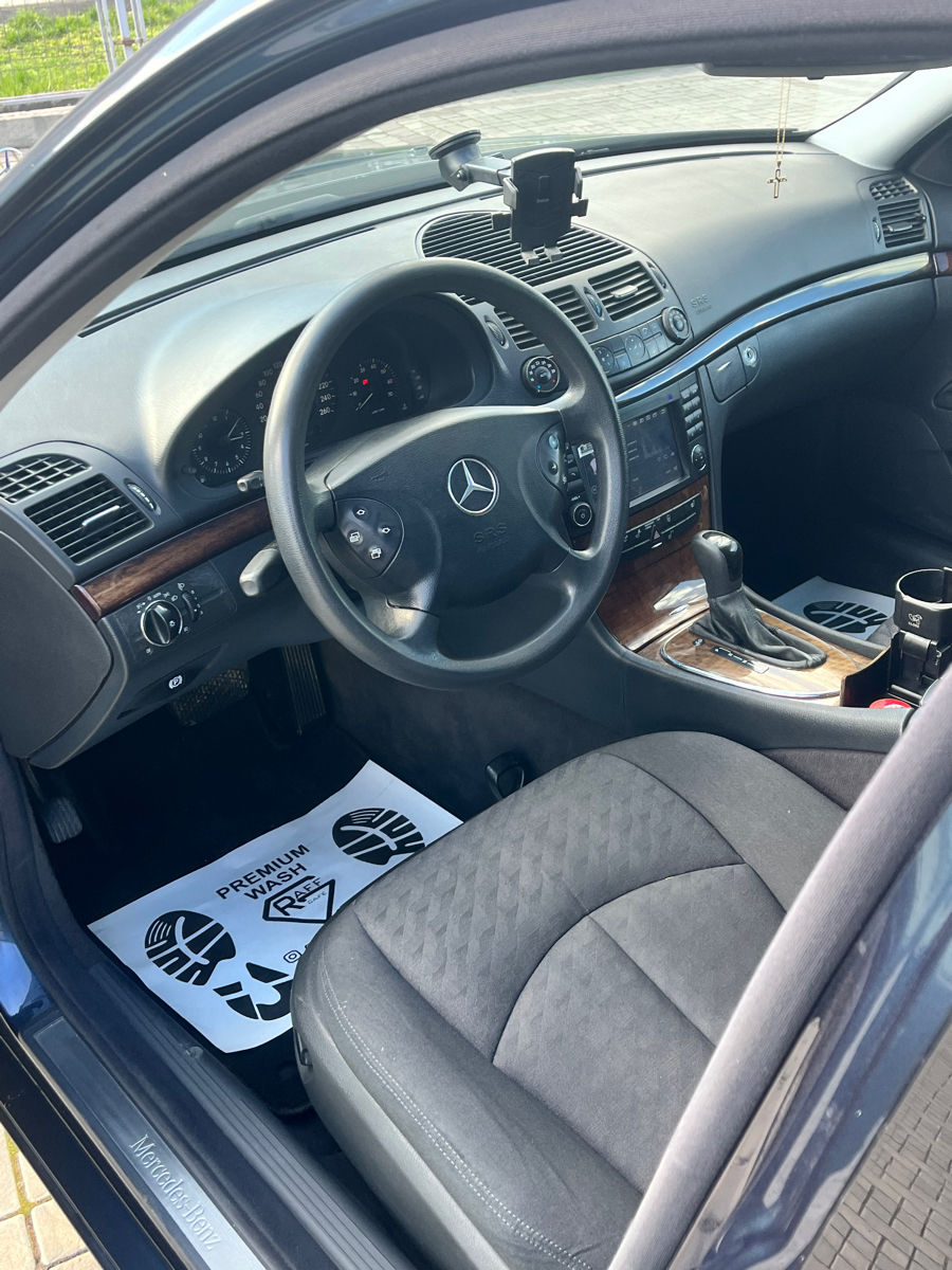 Mercedes E-Class foto 6