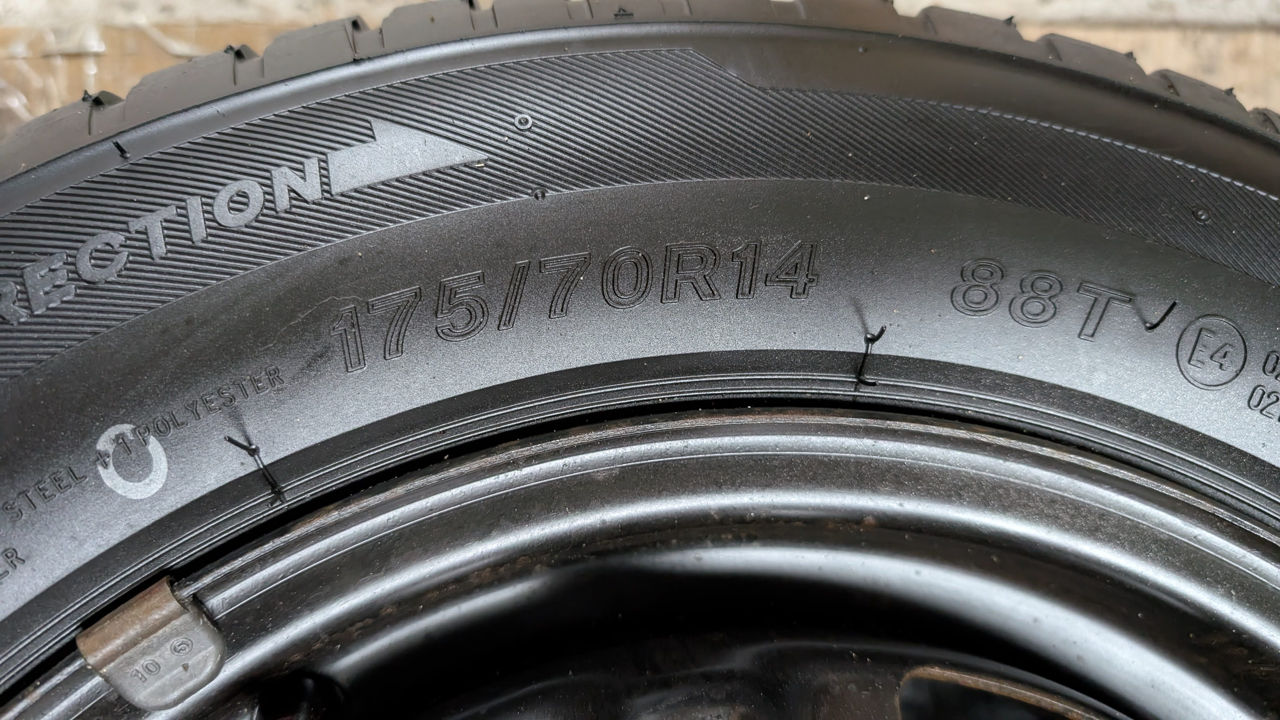 Lassa 4 Seasons 175/70 R14  + jante R14 + Capace jante Skoda Fabia foto 4