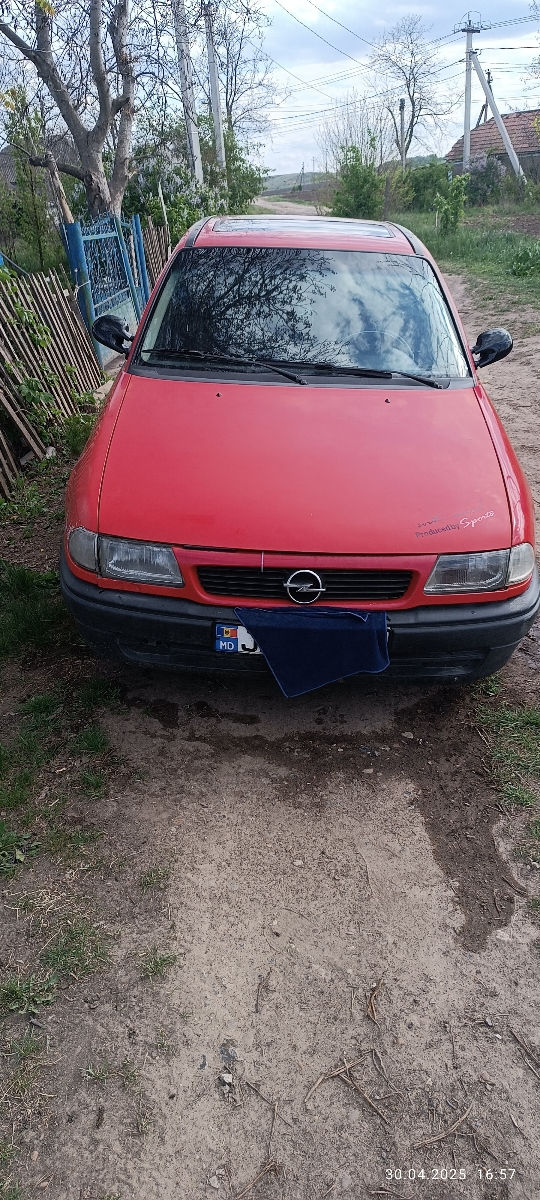Opel Astra foto 2