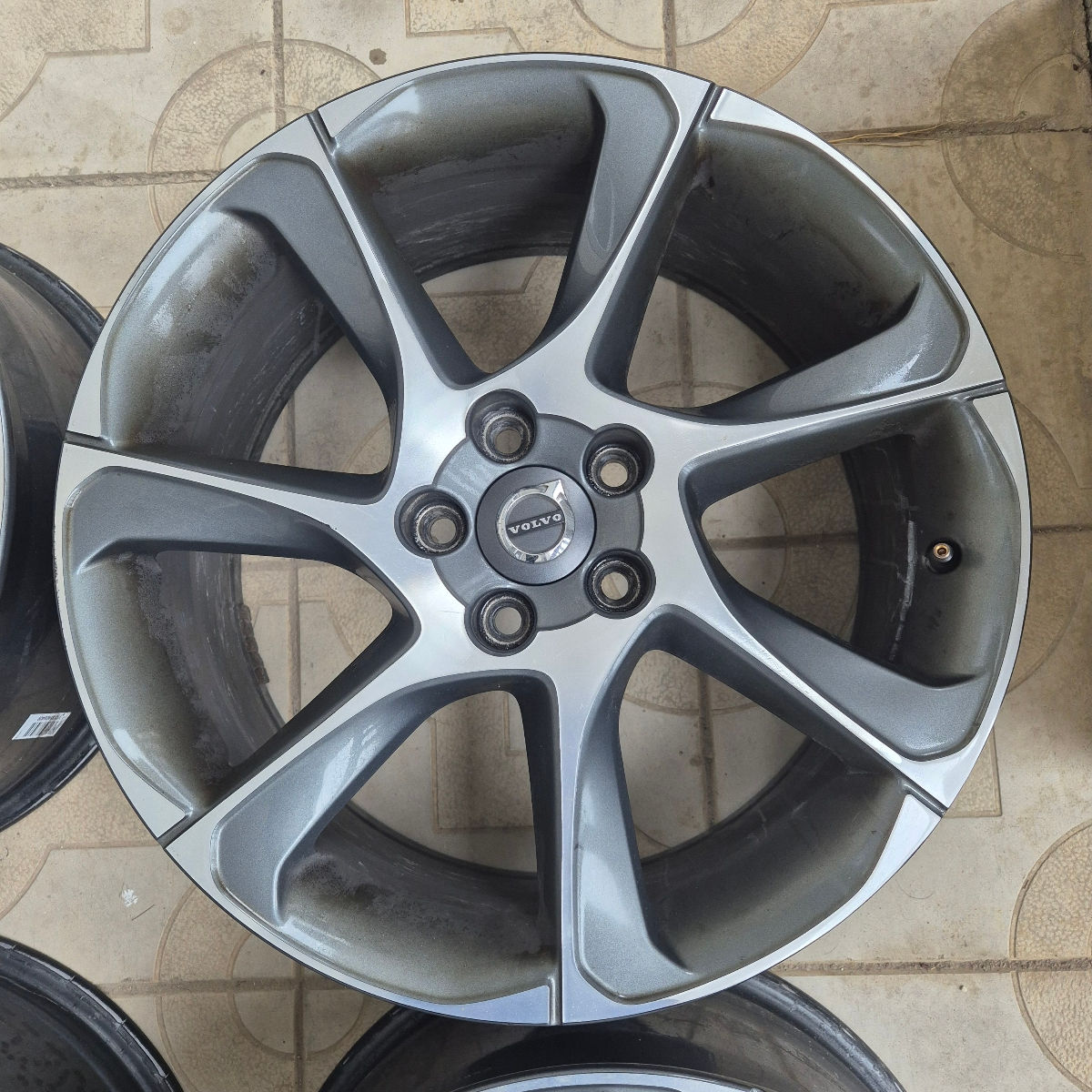 Jante originale Volvo xc60 R18 foto 2