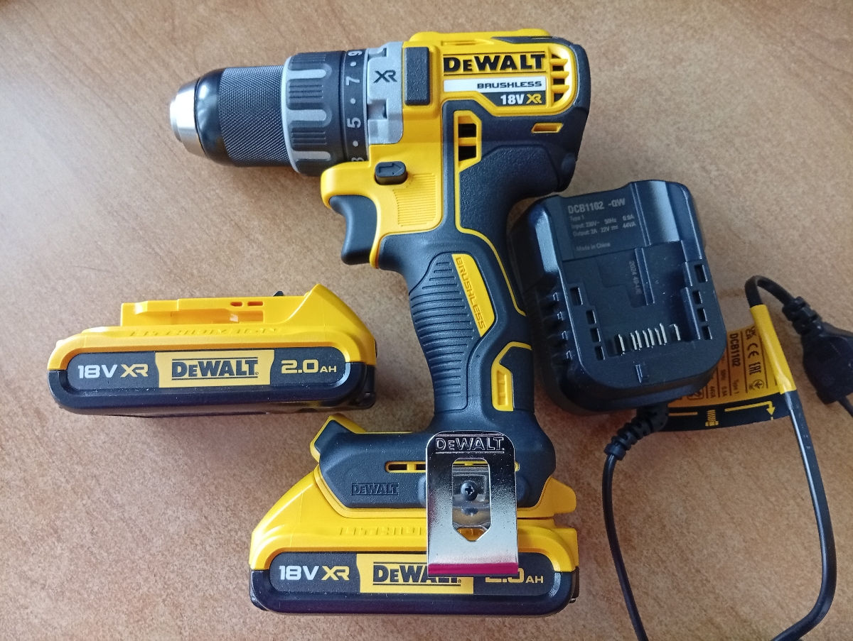 Шуруповёрт DeWalt DCD 791 foto 0