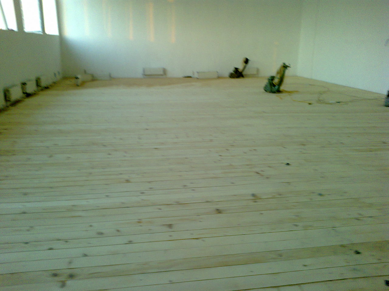 Установка и циклевка паркета, instalare, raschetare, parchet, experienta 25 ani!! foto 1