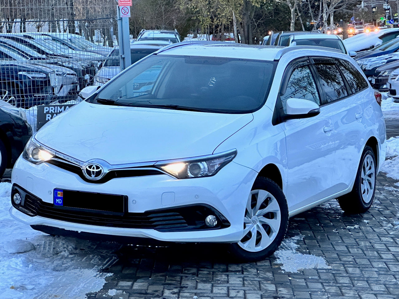 Toyota Auris foto 3