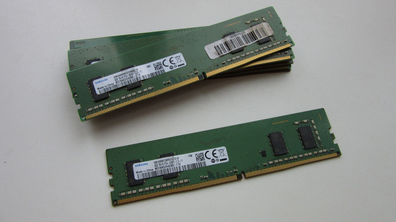 Memoria RAM DDR4 4gb foto 1