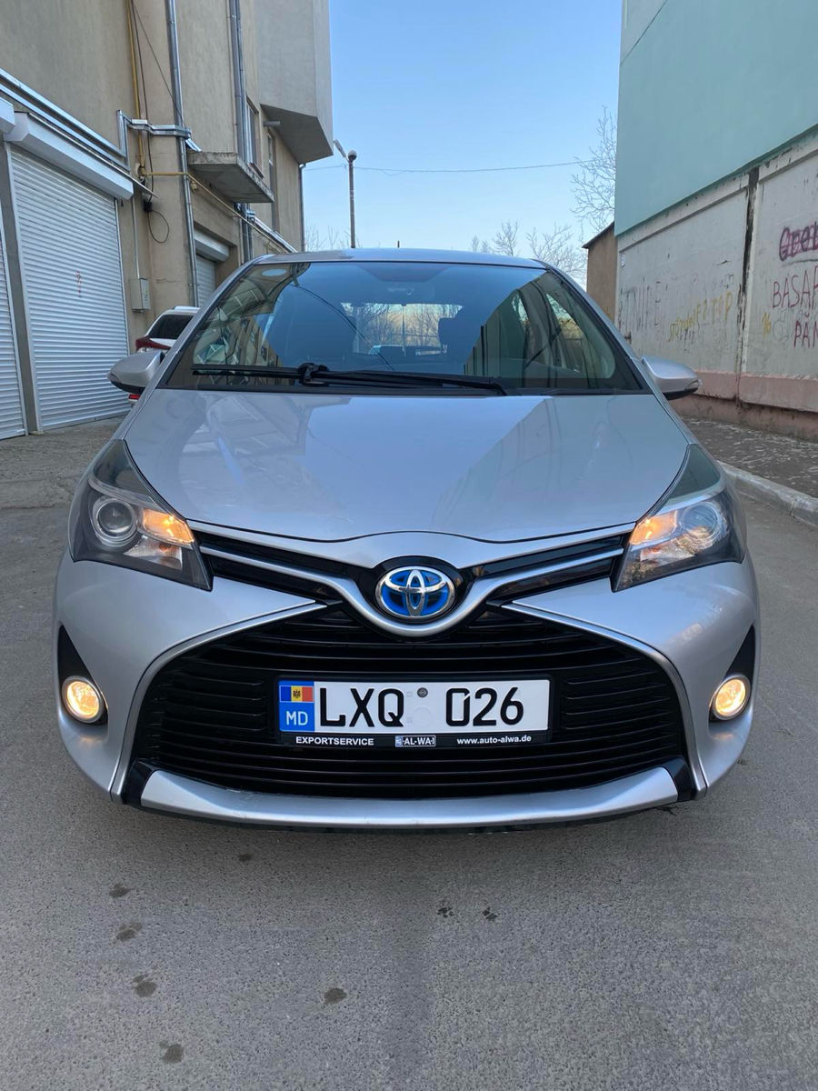 Toyota Yaris foto 2
