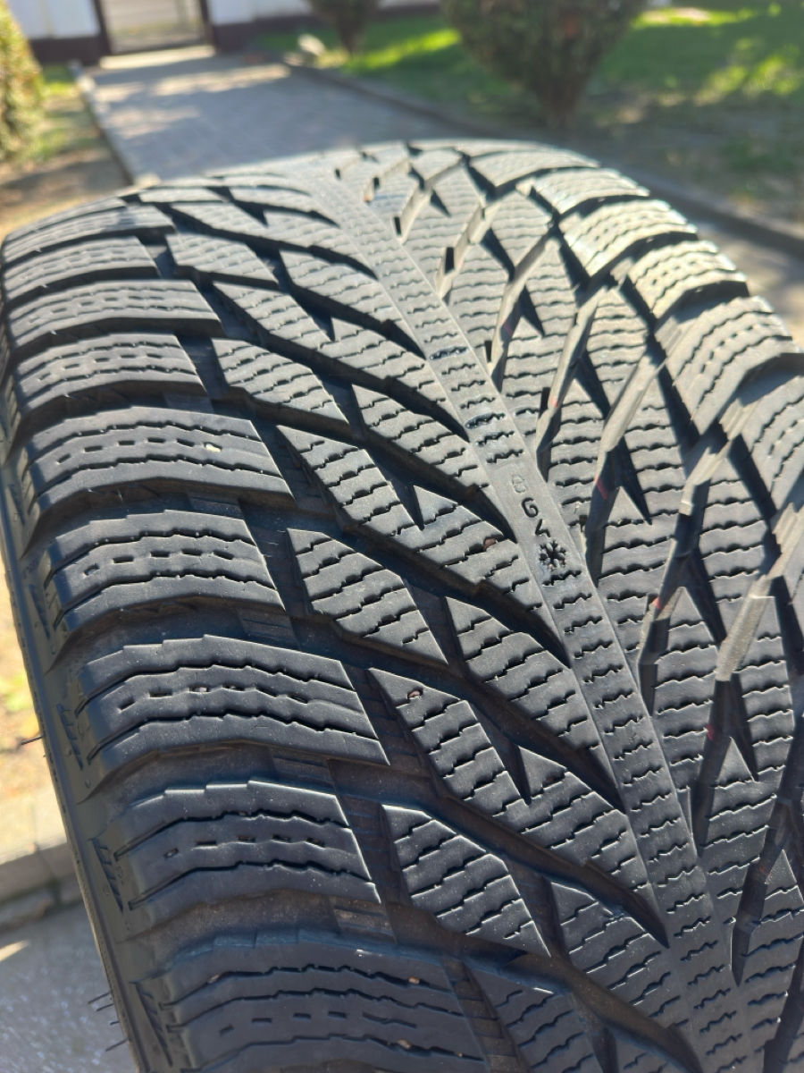 275/40r18 245/45r18 Cauciucuri iarna în două dimensiuni