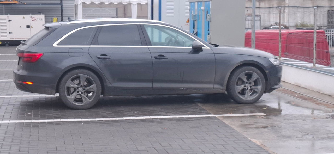 Audi A4 foto 9