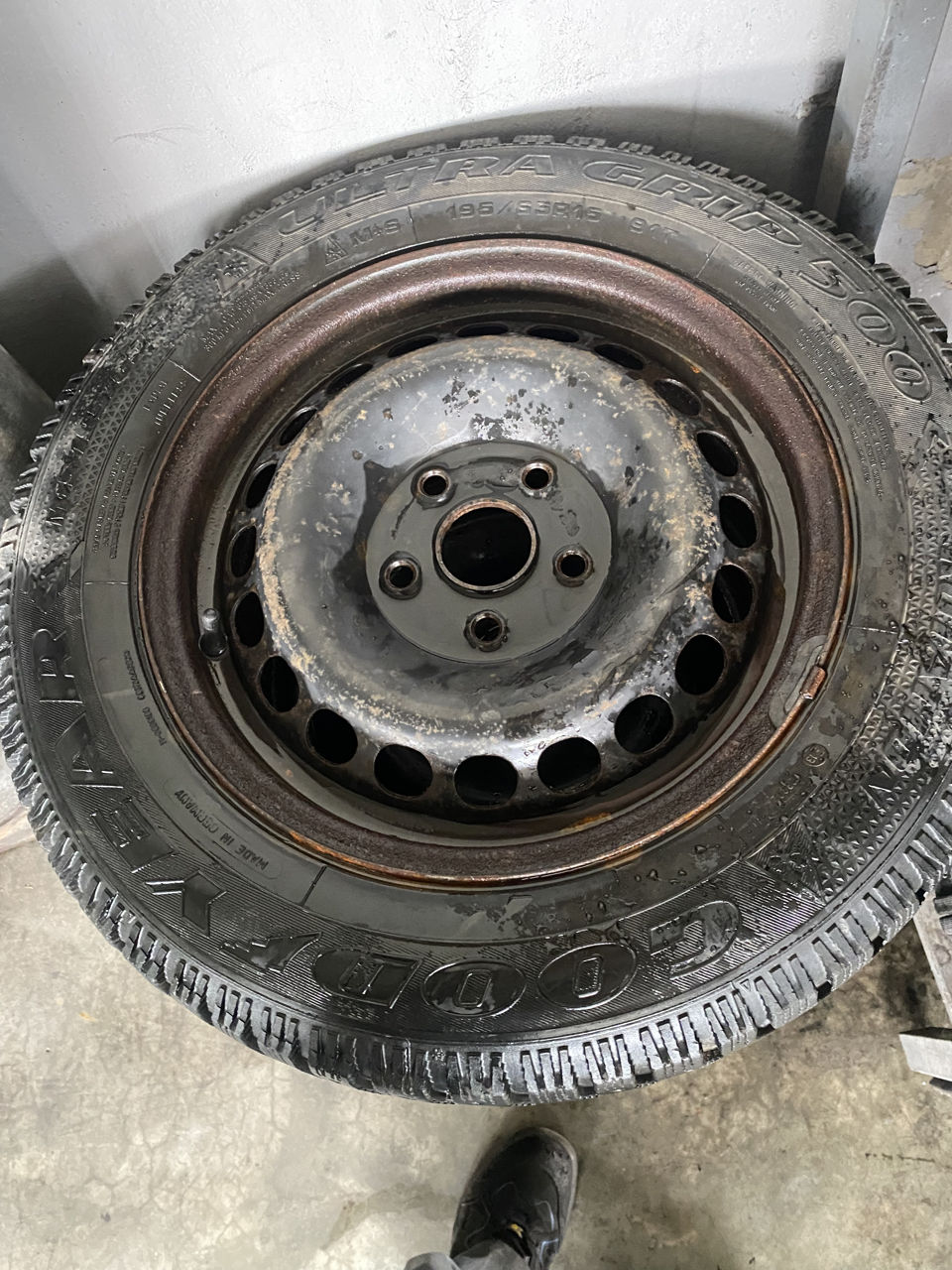 VW 5x112R15 196.65.R15