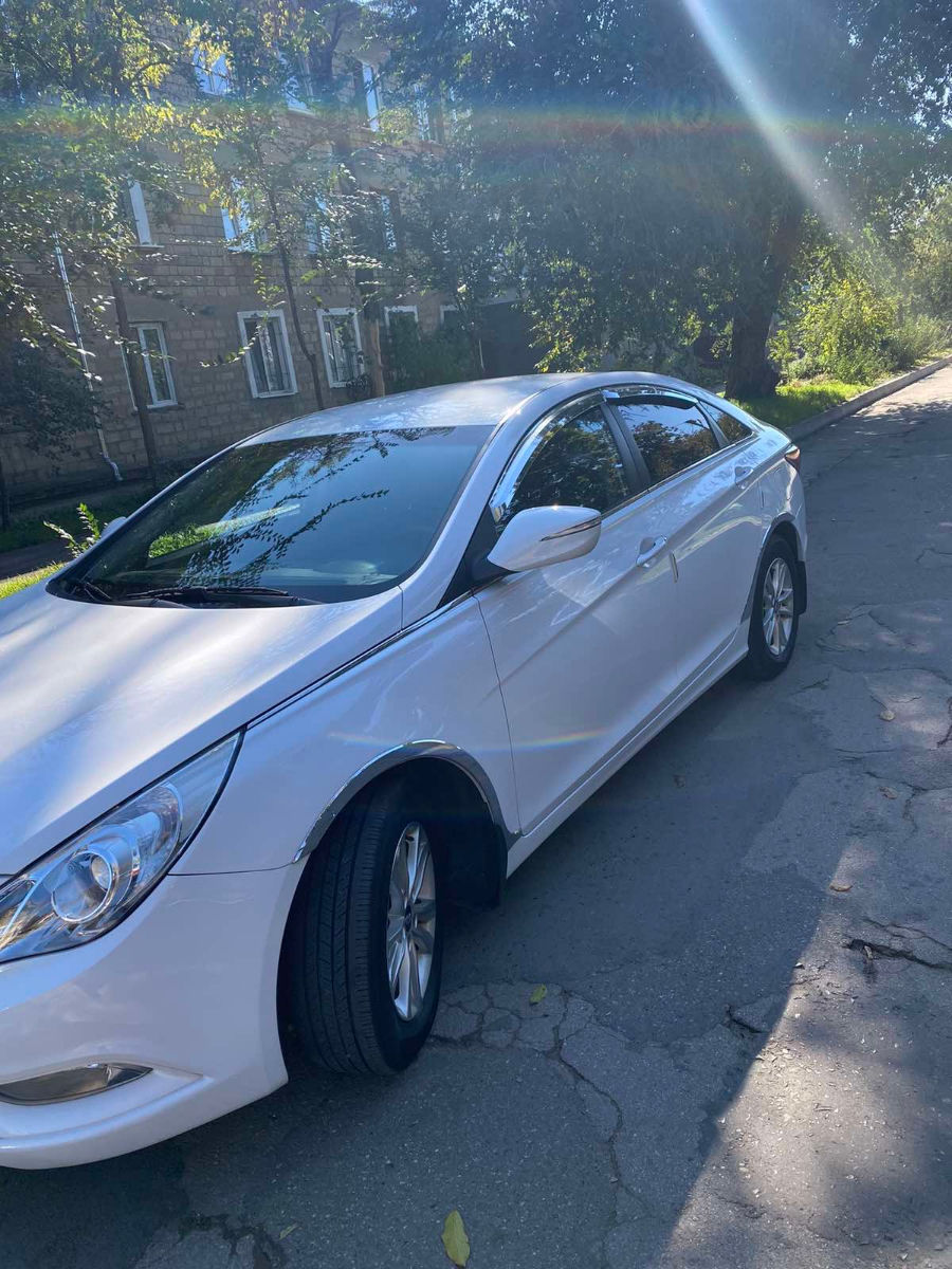 Hyundai Sonata фото 5