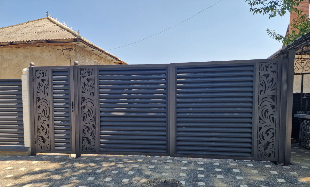 Porti, portite jaluzele, de la 20000 lei foto 2