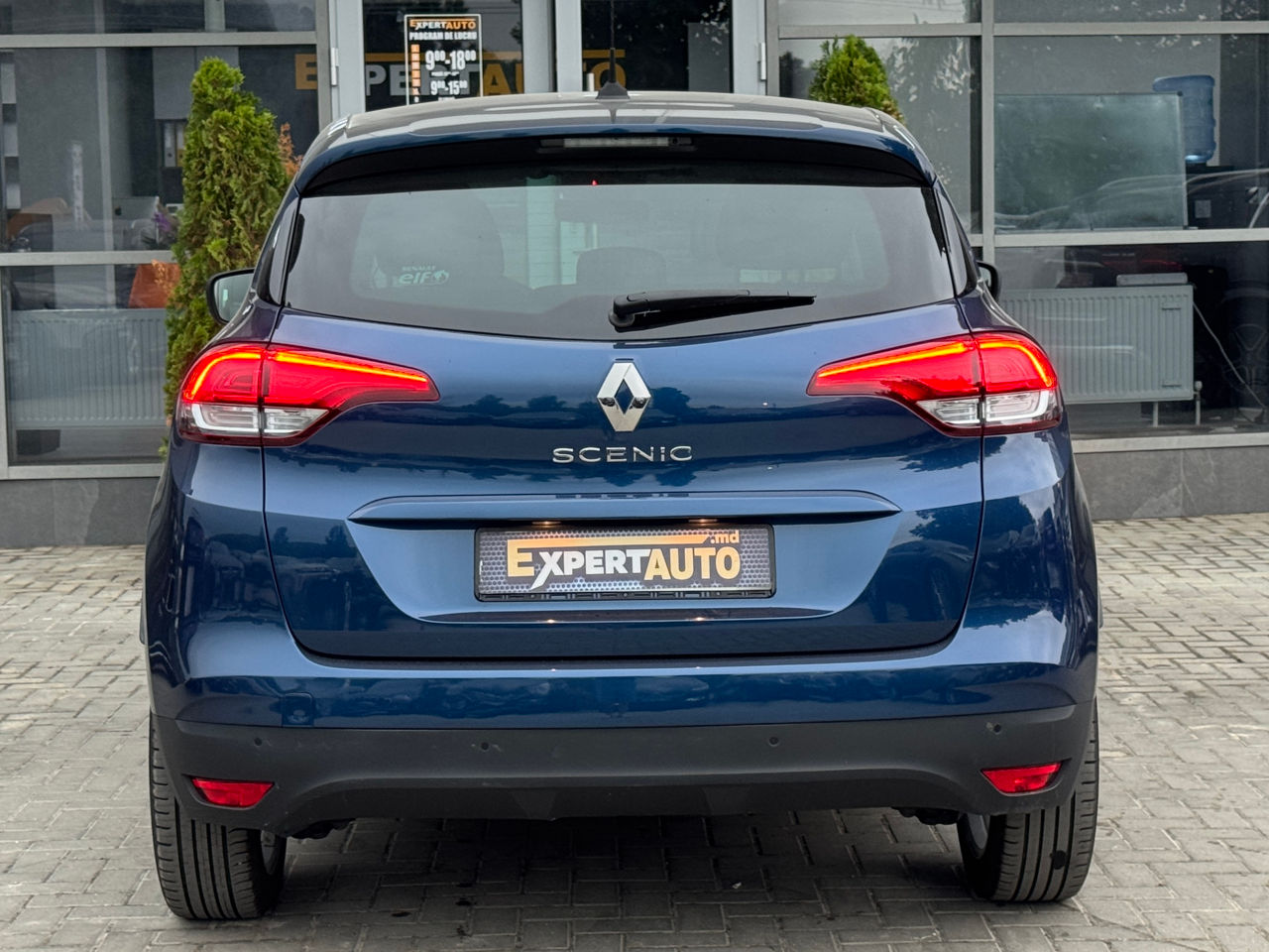 Renault Scenic — фото 5
