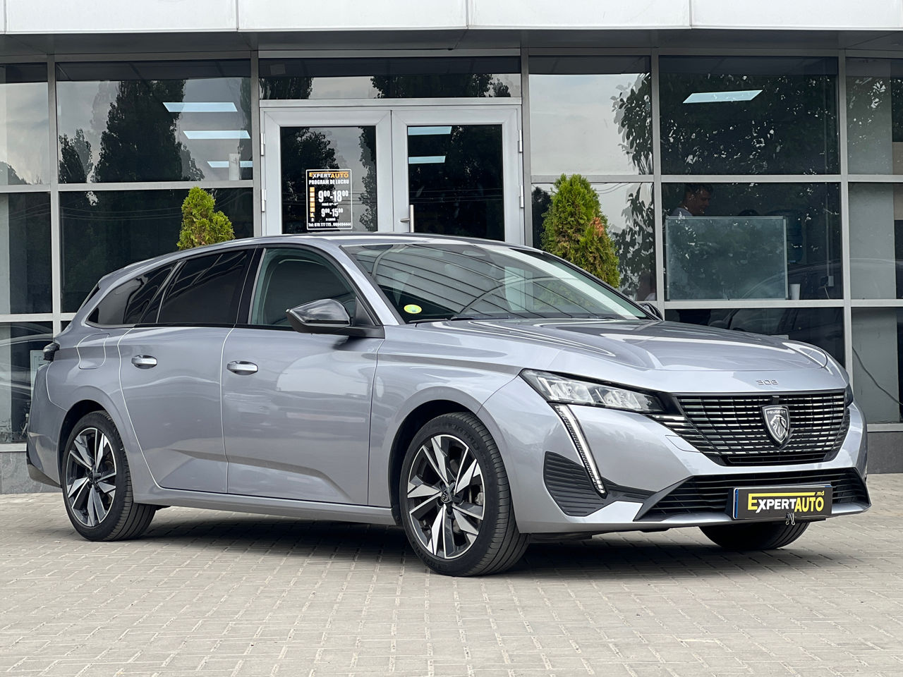 Peugeot 308 — fotografia 3