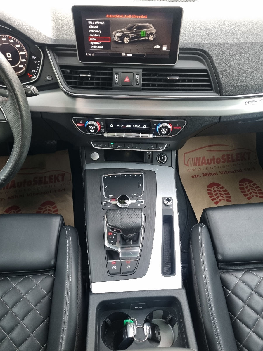 Audi Q5 2020 photo 11