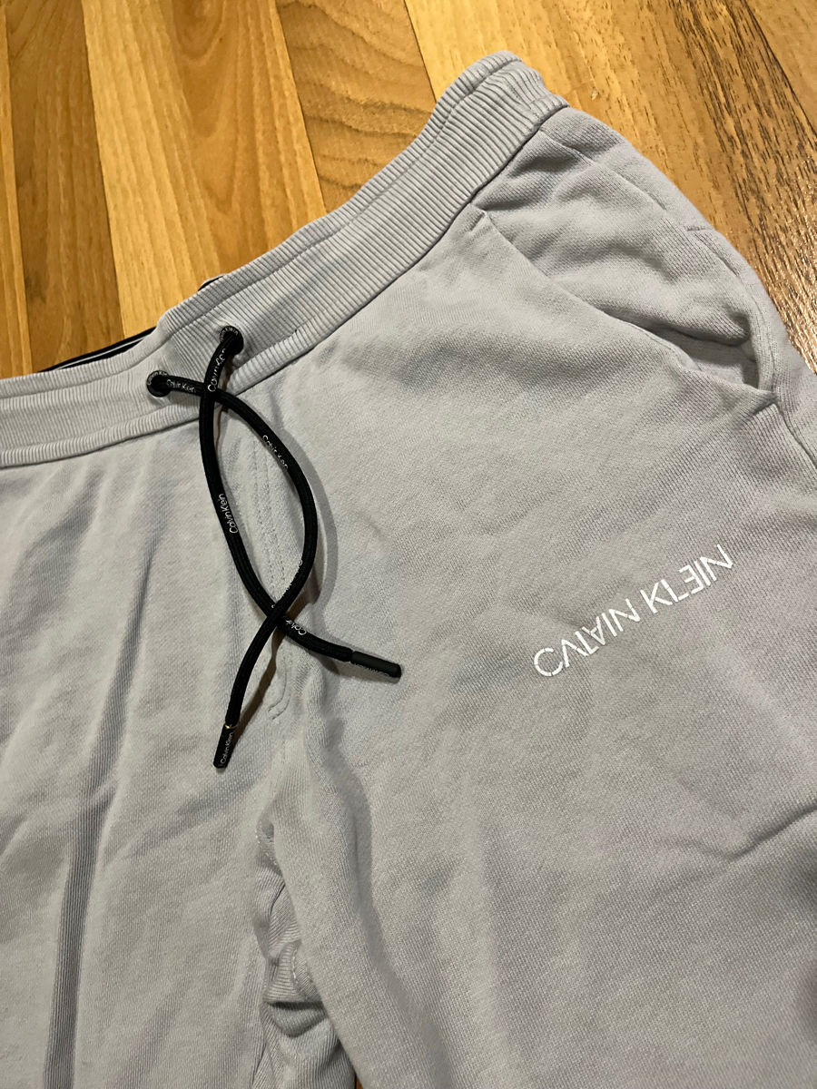 Joggeri suri Calvin Klein  foto 1