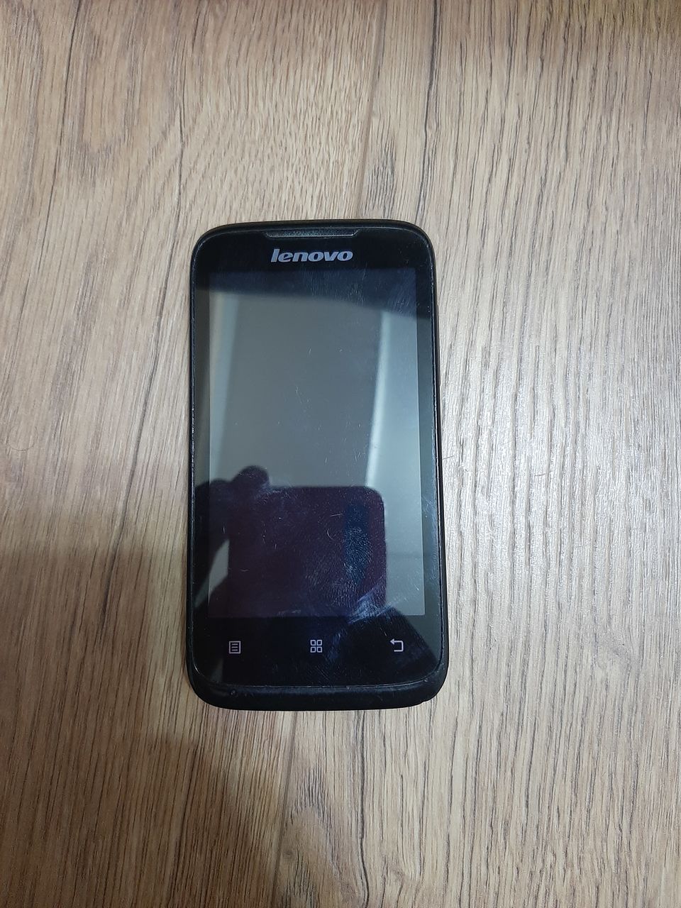 Телефон Lenovo