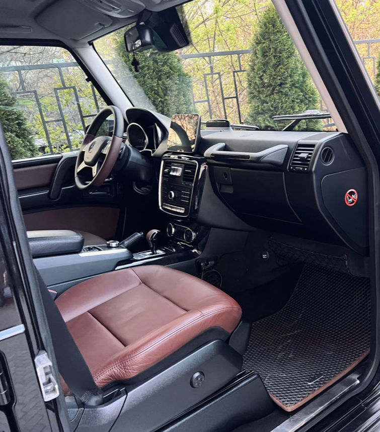 Mercedes G-Class foto 1
