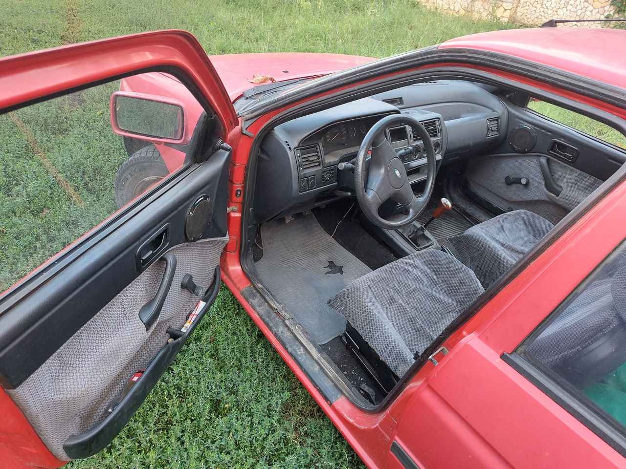 Ford Escort фото 1