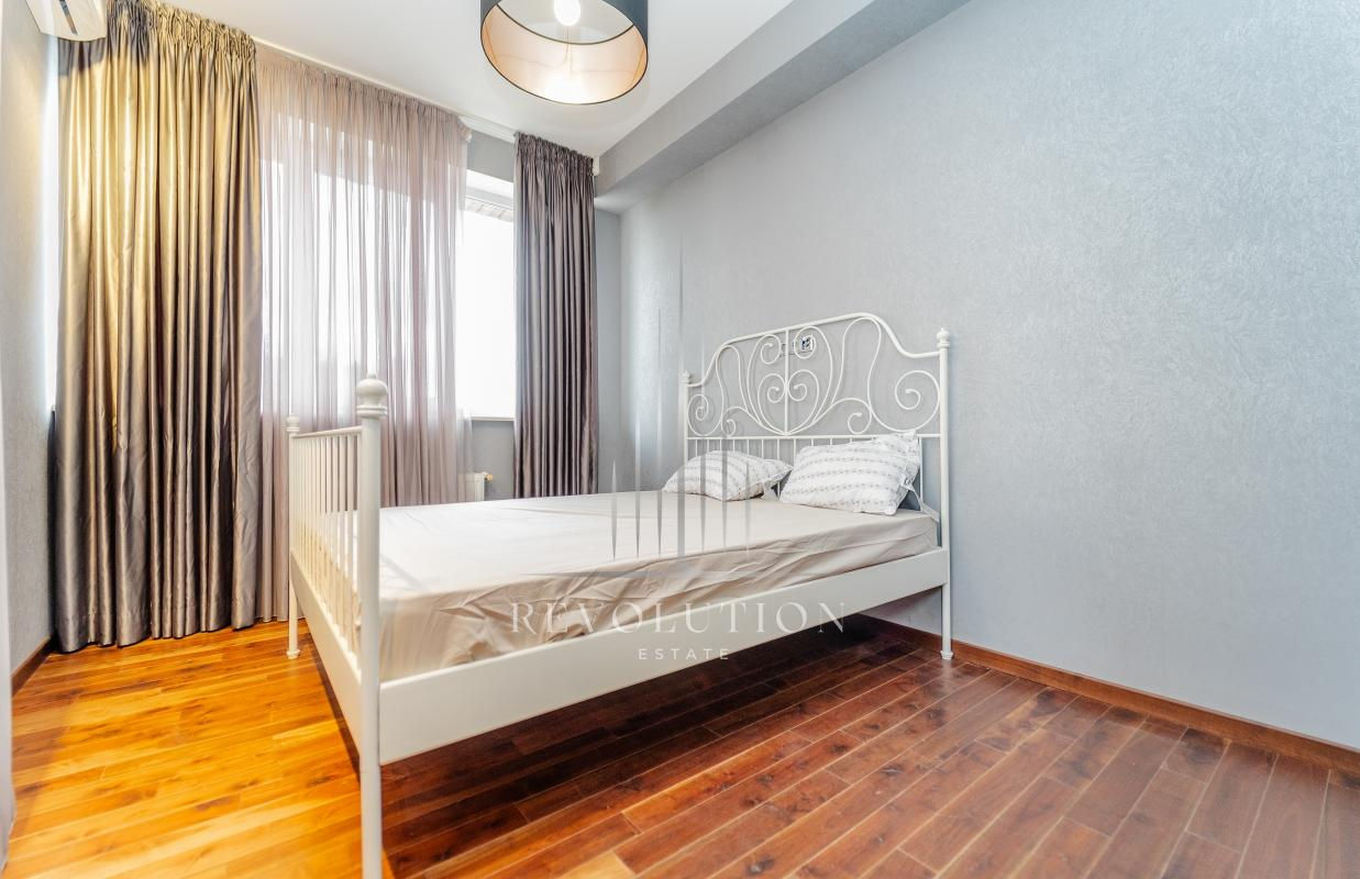 Apartament cu 2 camere, 90 m², Centru, Chișinău foto 10