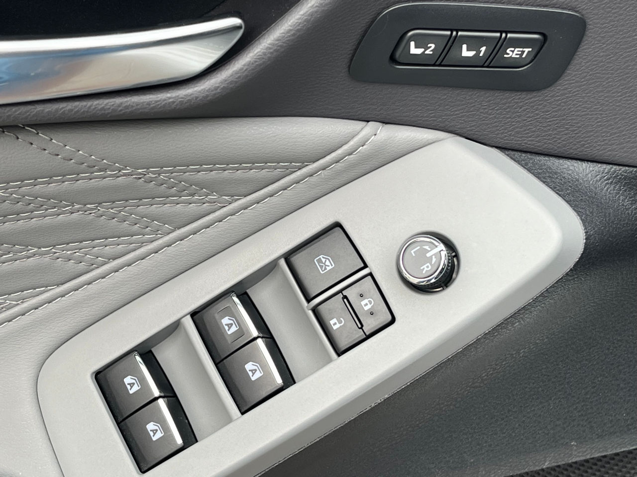 Toyota Avalon foto 7