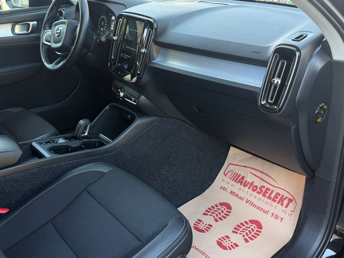 Volvo XC40 2020 photo 10