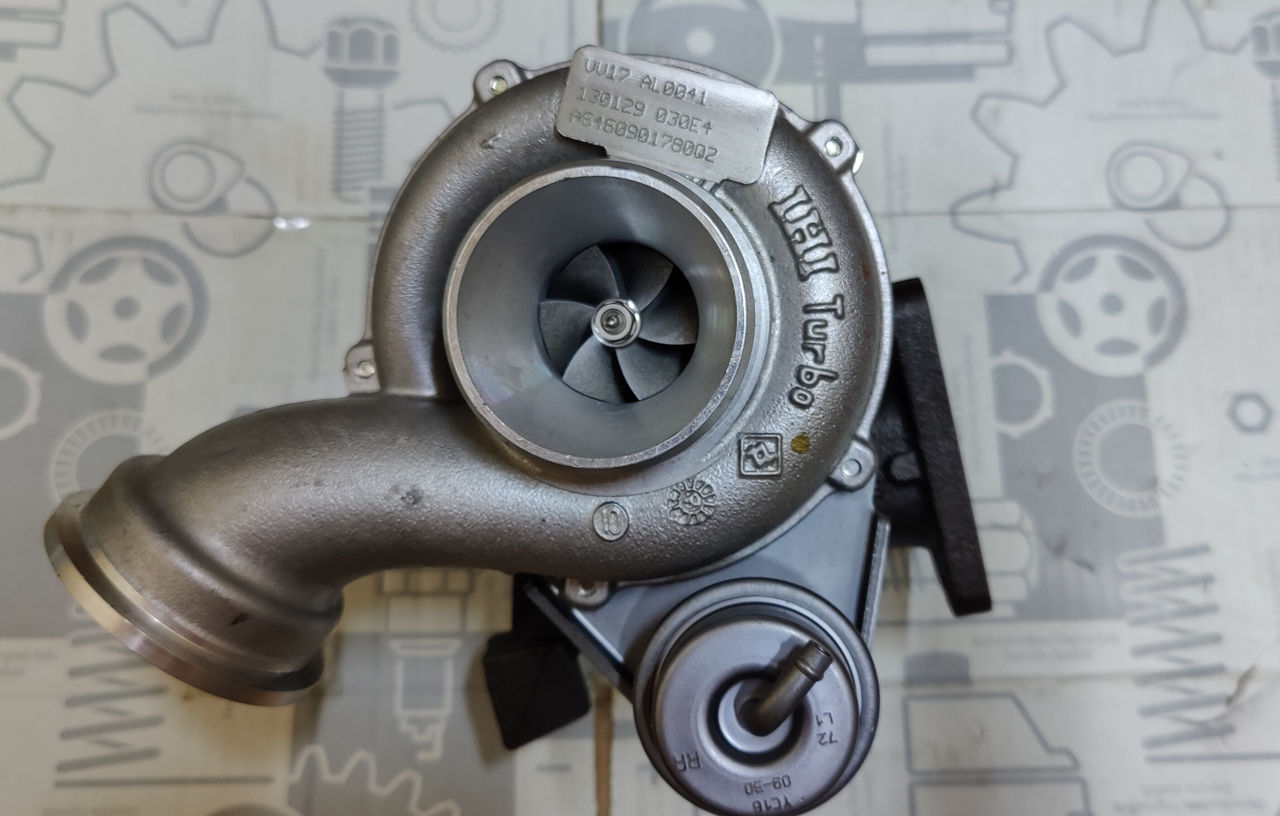 Turbosuflanta , turbină , турбина Mercedes Benz E w211 , E w212, Sprinter 2.2 CDI motor OM646. Nouă! фото 0