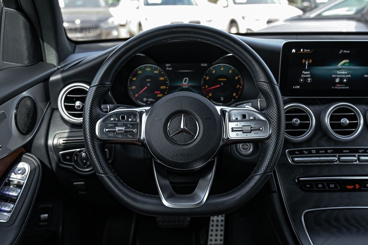 Mercedes GLC foto 9