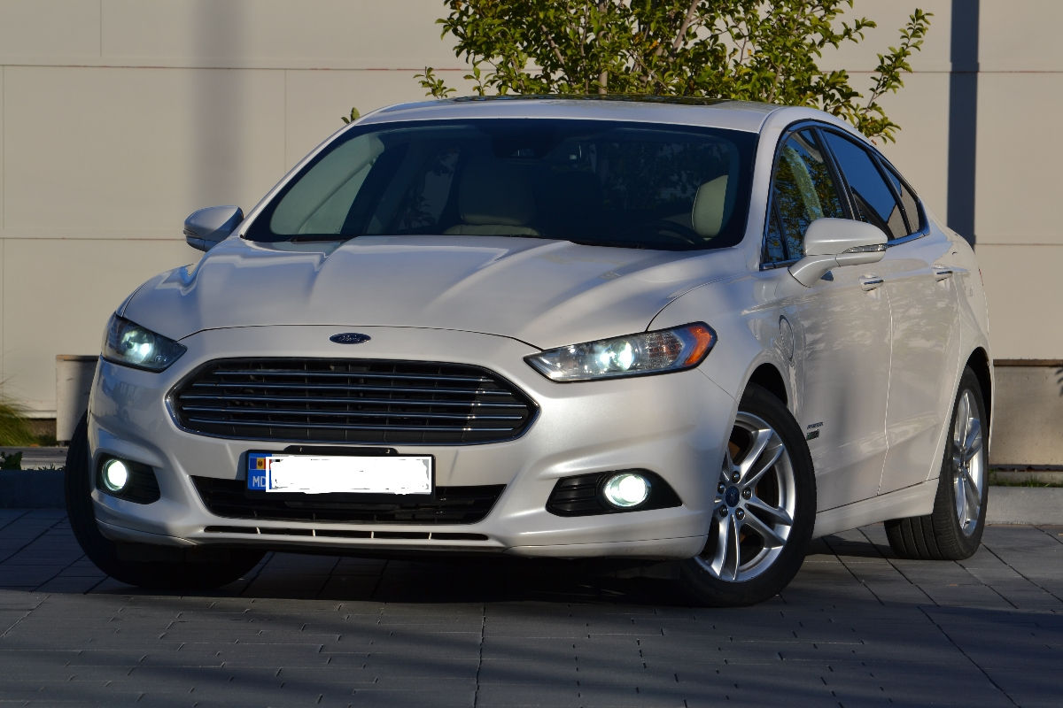 Ford Fusion foto 1