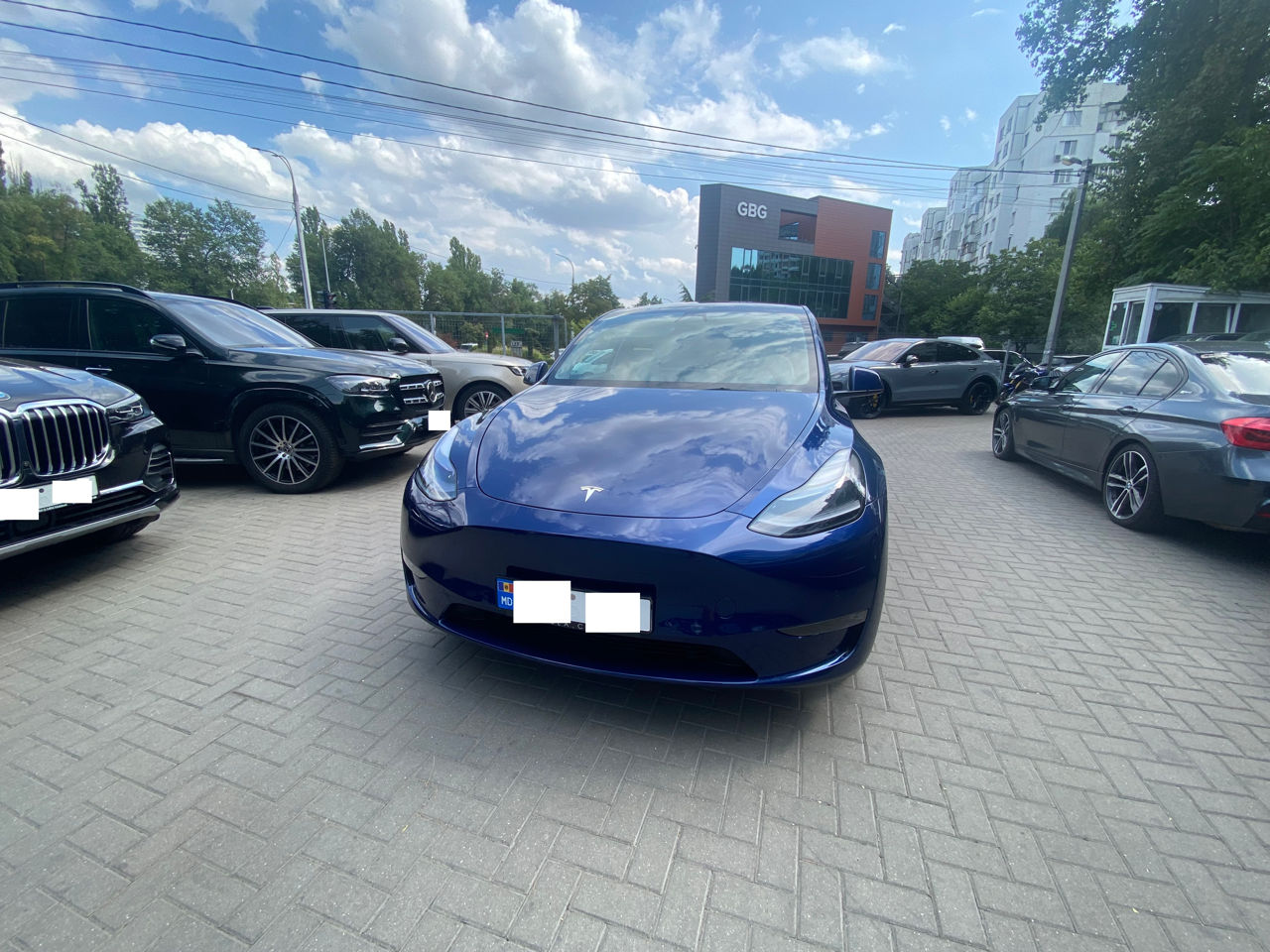 Tesla Model Y foto 0