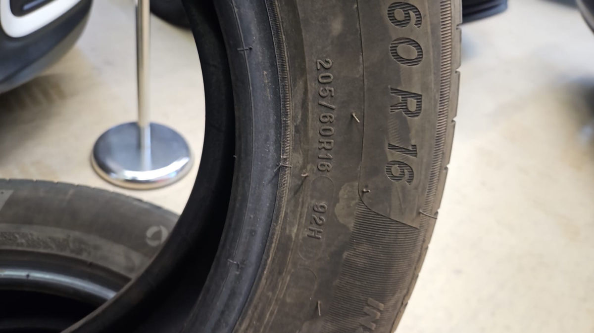 Michelin 205-60-r16 лето
