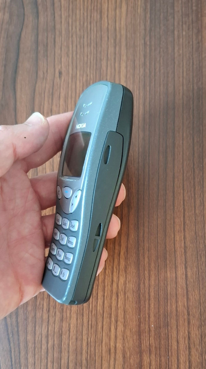 Nokia 3210 foto 2