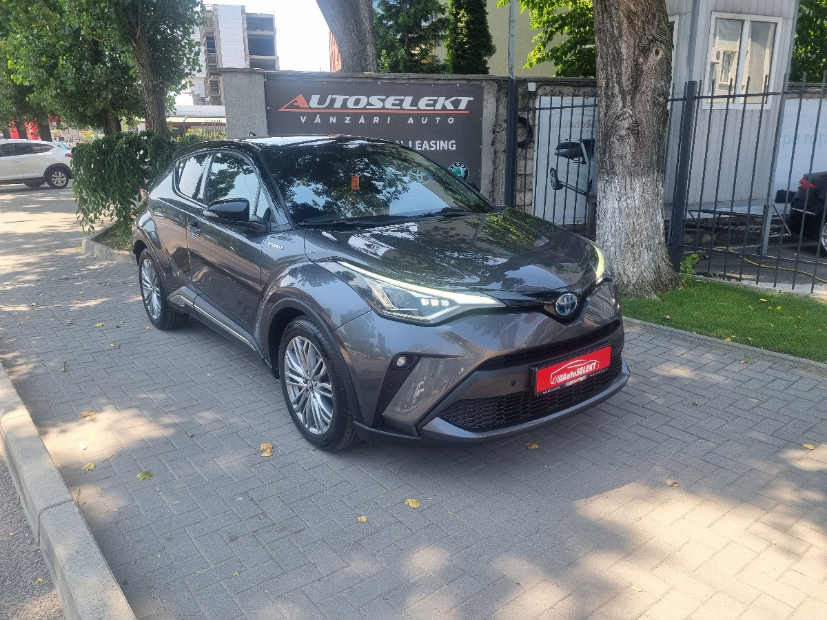 Toyota C-HR 2021 photo 3