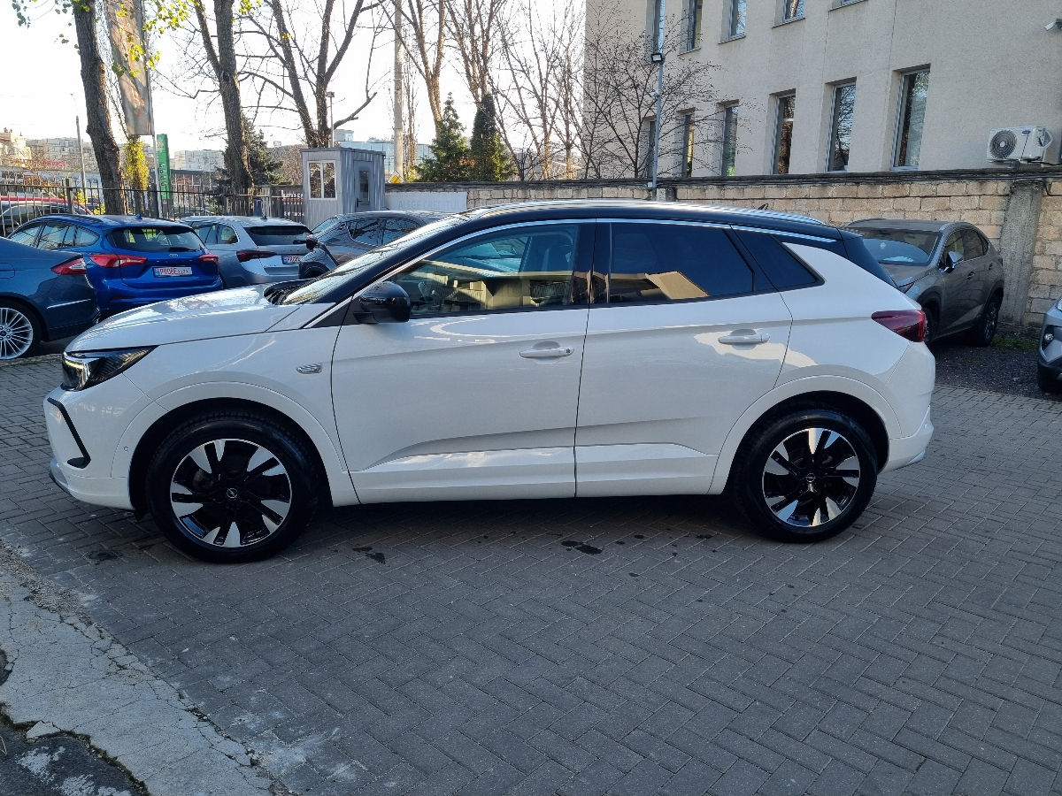Opel Grandland X 2022 photo 8