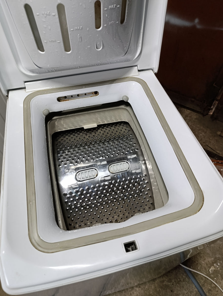 Стиральная машина Indesit 5 kg  фото 1