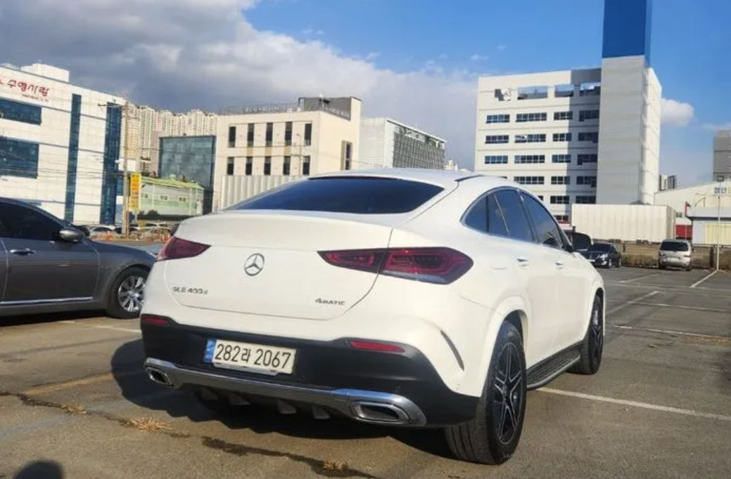 Mercedes GLE Coupe foto 1