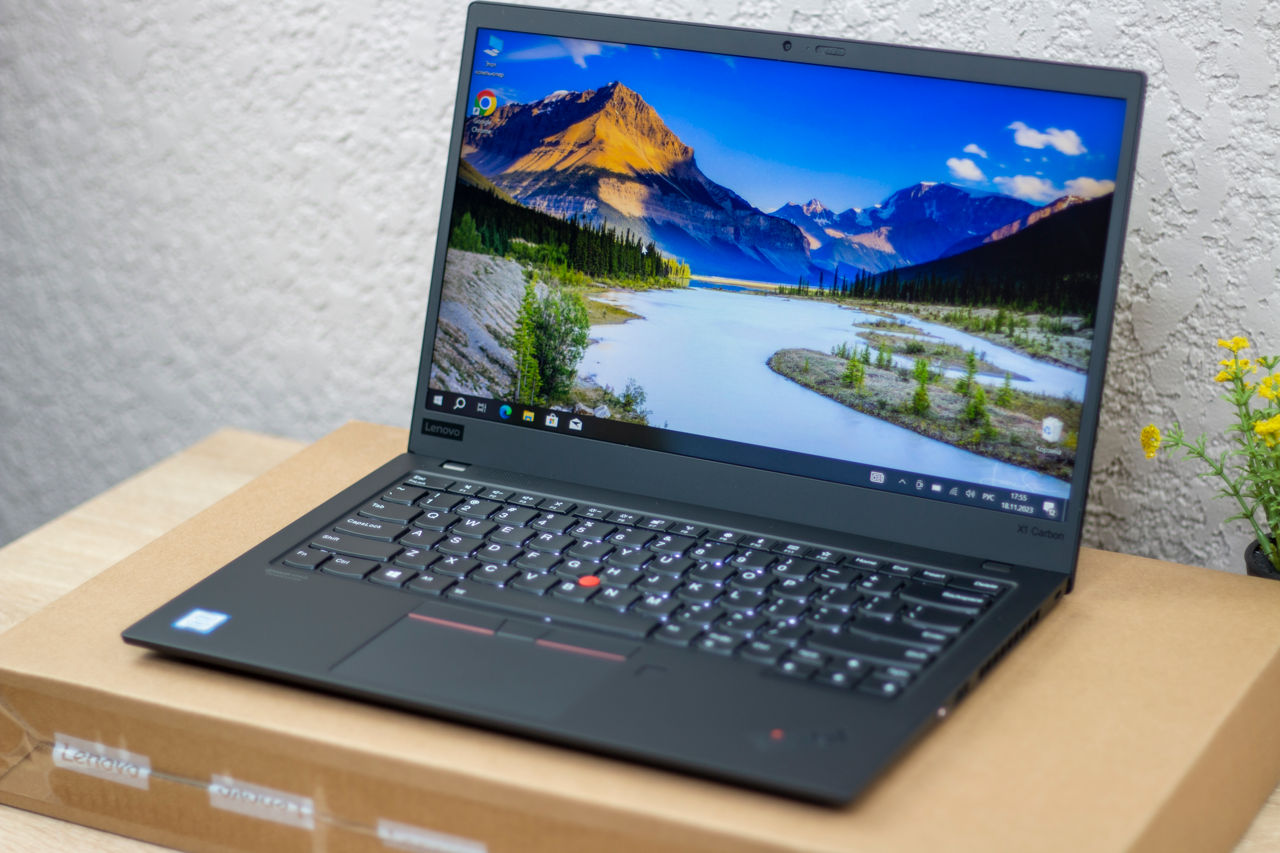 Lenovo ThinkPad X1 Carbon 7th Gen/ Core I7 8565U/ 8Gb Ram/ 256Gb SSD ...