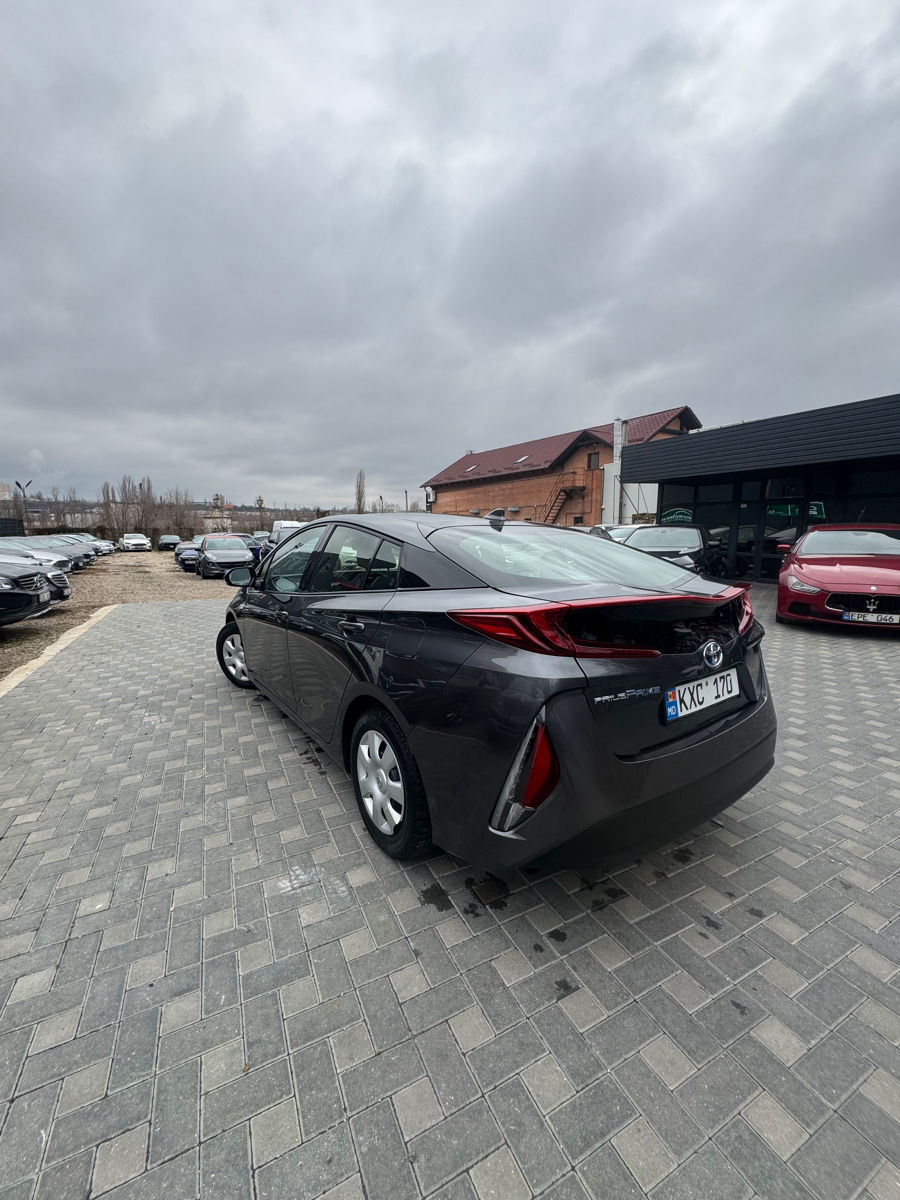 Toyota Prius Prime foto 4