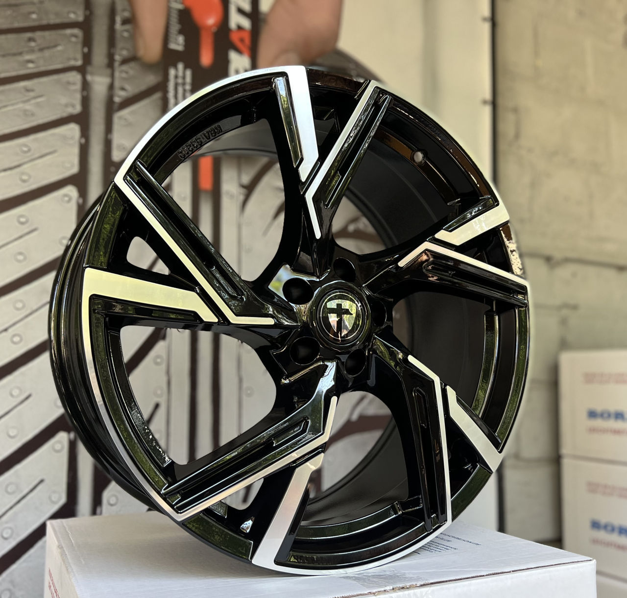 5x112 R20 Tomason AR1 для Audi, Volkswagen, Skoda, Mercedes foto 2