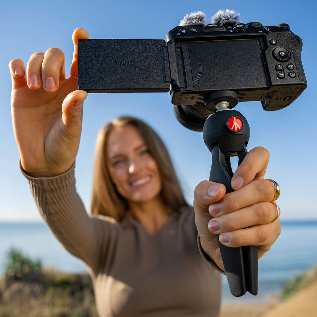 Aparat foto digital Nikon Z 30 Vlogger Kit foto 1