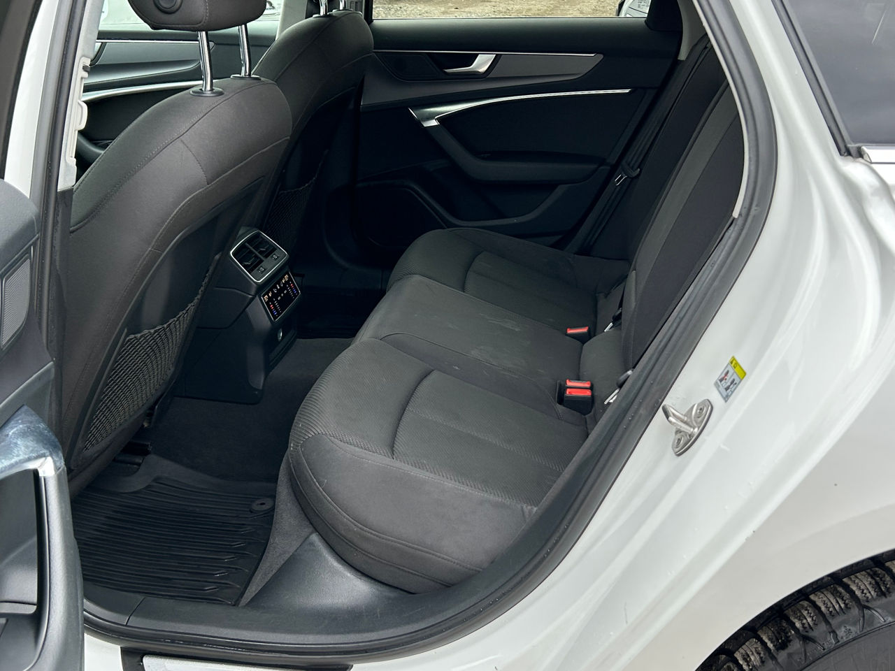 Audi A6 foto 16