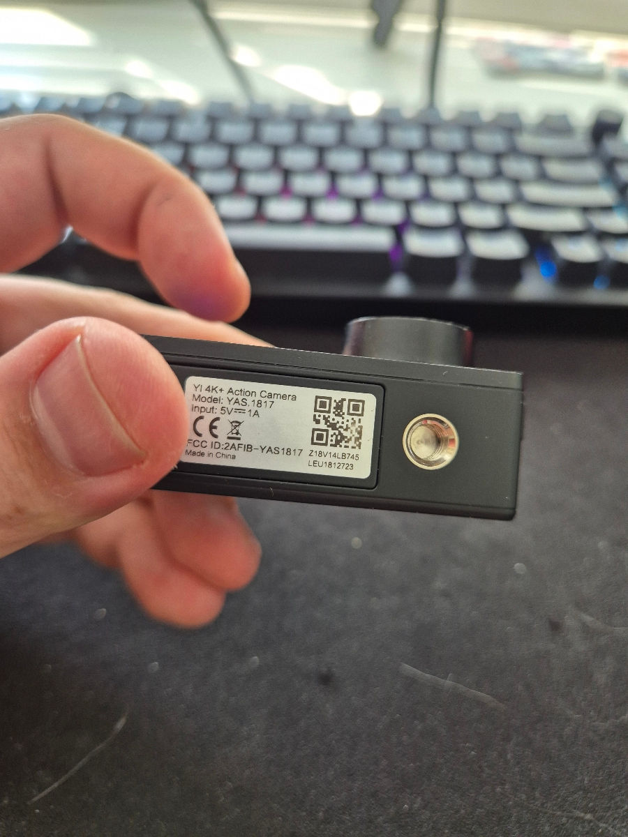 YI 4K+ action camera  foto 1