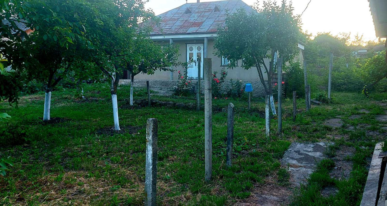 Vind casa  , 40 km de la Iasi Romania si 30 de la Ungheni foto 0