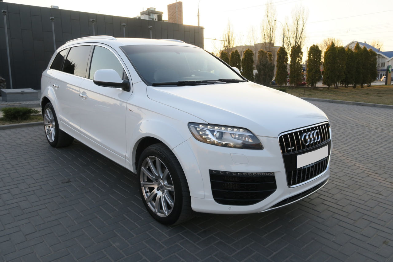 Audi Q7 foto 0