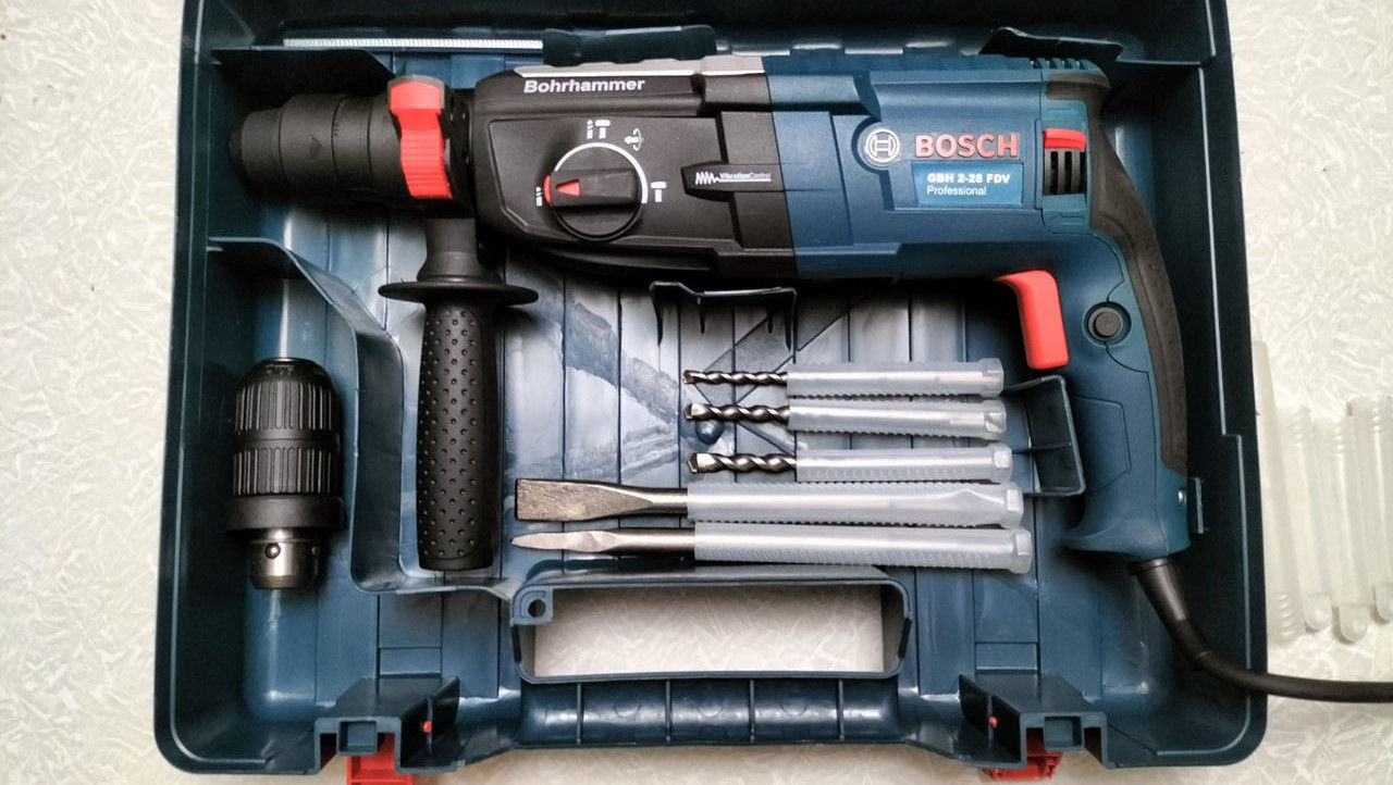 Перфоратор Bosch 2-28