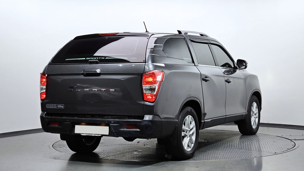 Ssangyong Rexton фото 2