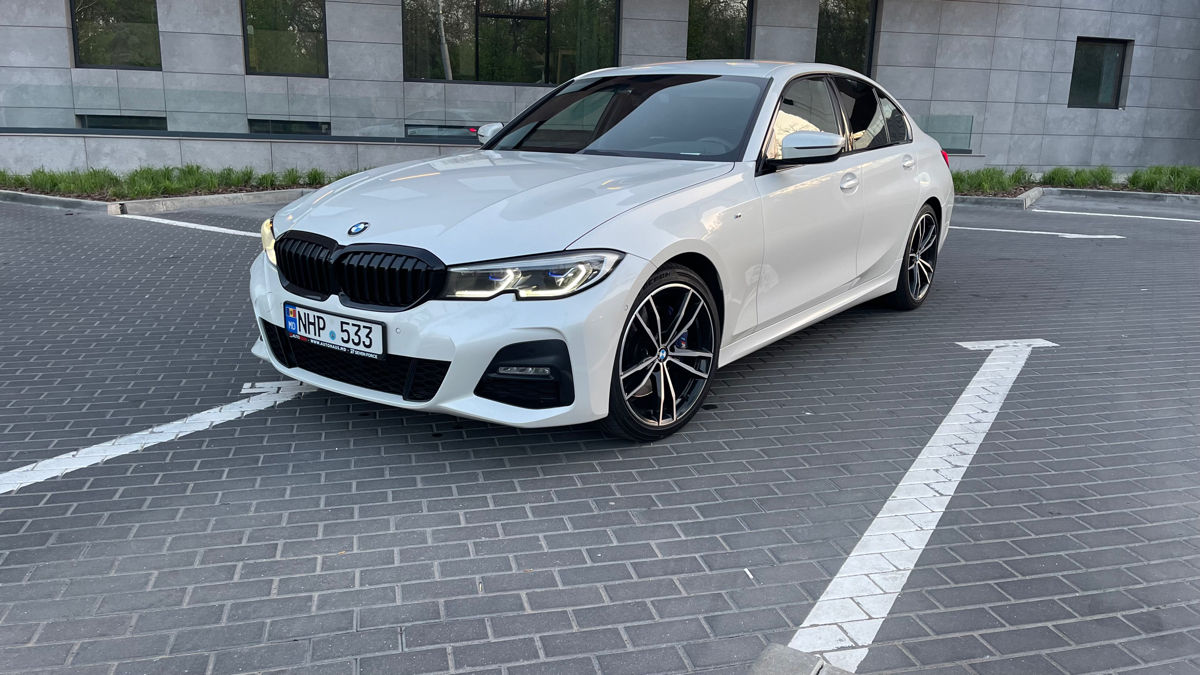 BMW 3 Series фото 1