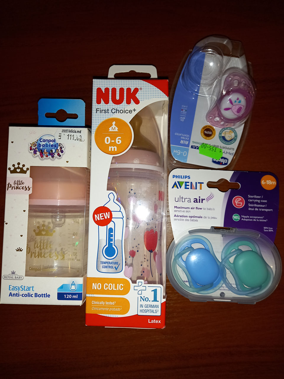Соски Avent и Chicco. Бутылочки Nuc и Canpol babies новые.
